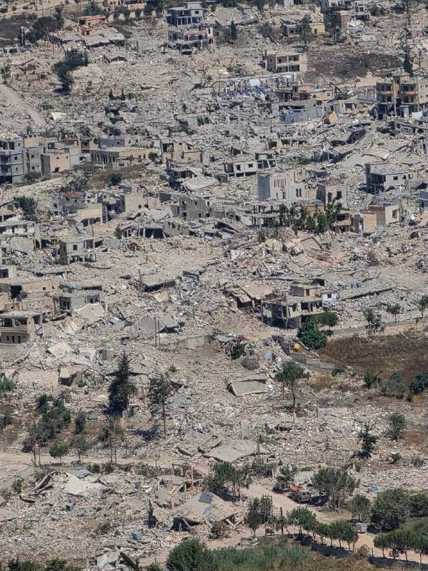 תמונה המציגה את ההרס האדיר בבינת ג'ביל