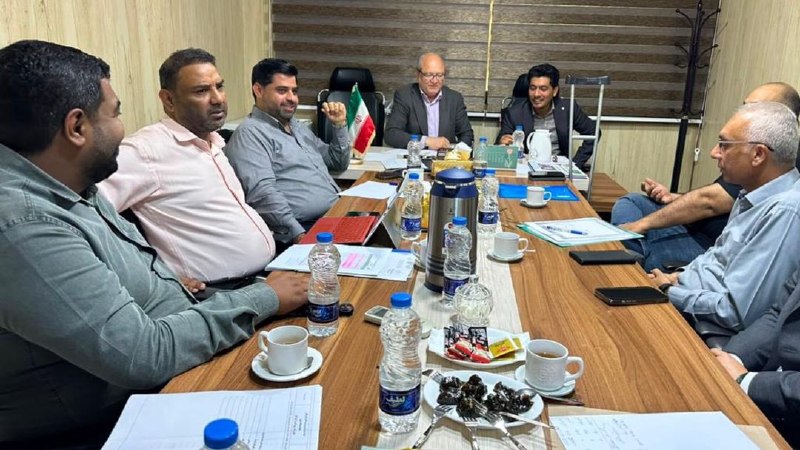 اخبار هرمزگان: تجمیع منابع برای عبور ۱۸ هزار قشمی از تنش آبی🔹رئیس شورای اسلامی شهرستان قشم: با اجرای خطوط انتقال و بهرهبرداری از آبشی