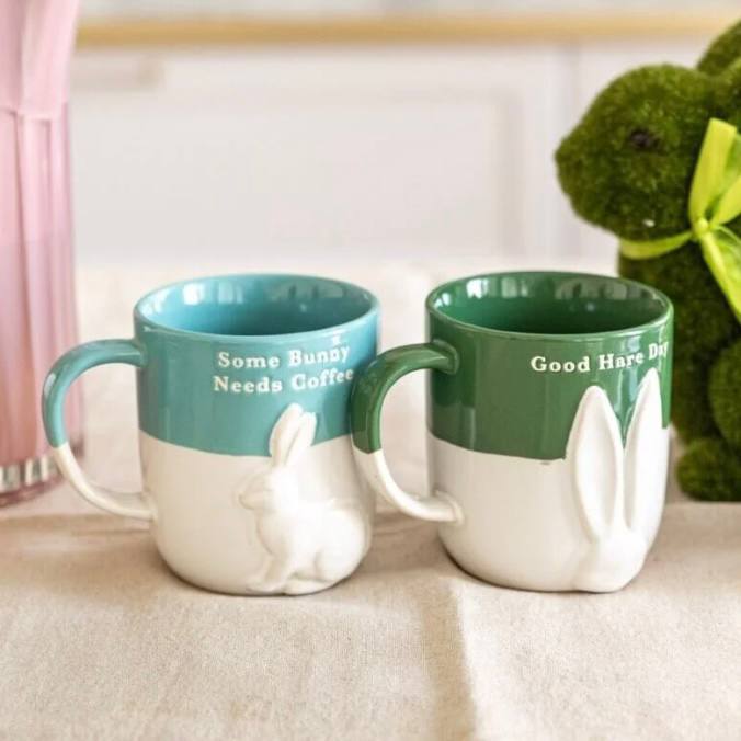 Милые кружки Coffee for Bunny с кроликами украшает двухцветный ручной окрас, объемный кроличий декор и позитивная надпись. На голубой кружке написа... - изображение 2 - coffee, bunny, милые