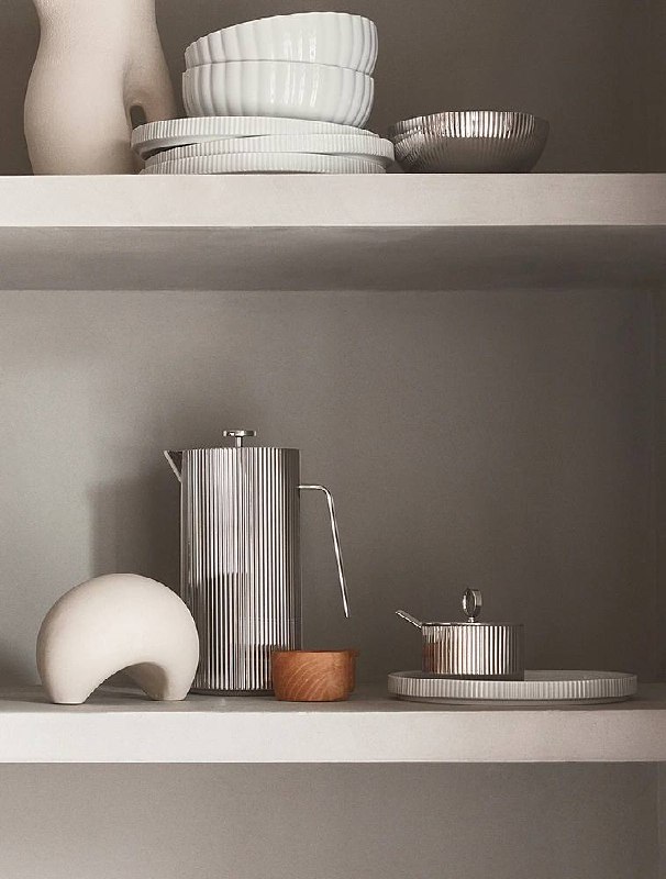 Схожу с ума от нескольких предметов из коллекции Bernadotte от датского бренда Georg Jensen. Очень нравится комбинация гладкой полированной стали и... - изображение 4 - схожу, ума, нескольких