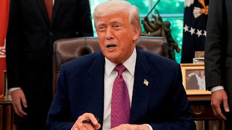 Walmart responds to Trump's directive to 'eat the tariffs'