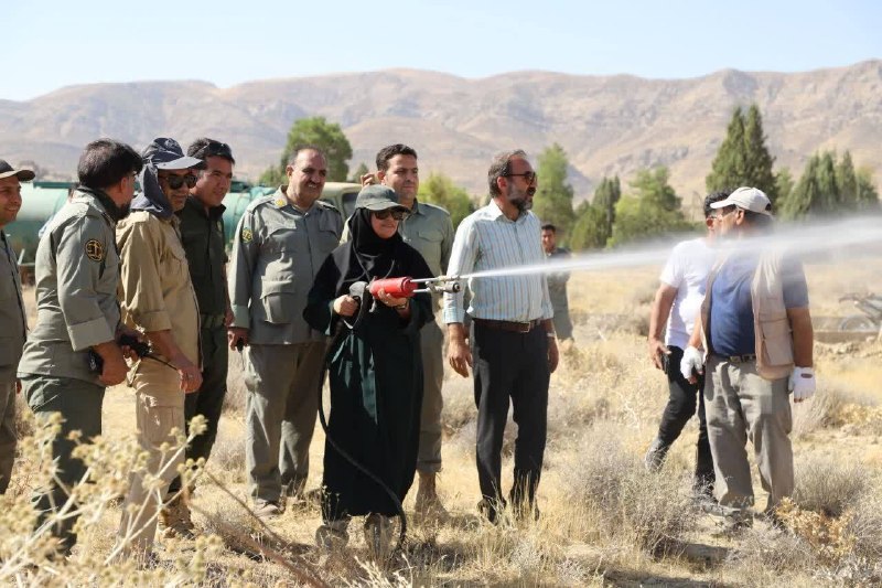 پیام ما آنلاین: 🔶مانور اطفای حریق در پارک ملی بمو؛ ایجاد ۹۰۰ کیلومتر آتشبر در فارس🔷مانور آموزشی و عملیاتی اطفای حریق با هدف تقویت هماهن