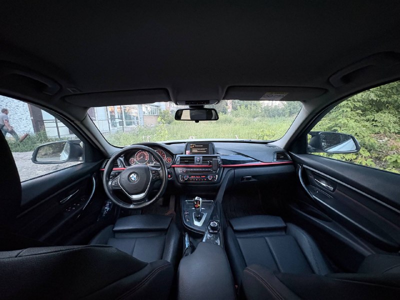Продам bmw f30 xdrive 2013 года.
Двигатель n20b20 2.0 литра, бензин, турбо.
Пробег 240000 километров.
Без дтп, вся в родной краске.
Коробка переключает плавно, не пинает.
Комплектация спорт, полный привод, спорт сиденья.
2-Х зонный климат контроль, подогрев руля.
3 Владельца.
Цена 1450000 рублей
Г. Донецк
По вопросам в лс: @rtresp - фотография - 9