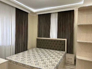Dream House, 3-комн., 80 м², евро ремонт, 1/9, 8-й роддом`