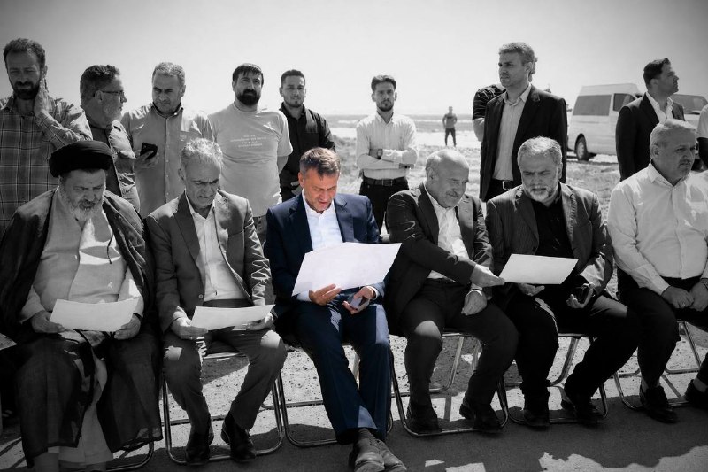 باریش نیوز: ماکو زیر ذرهبین یک آشناحسین فروزان در نخستین سفر رسمی خود به منطقه آزاد ماکو در قامت دبیر شورای عالی مناطق آزاد کشور، د