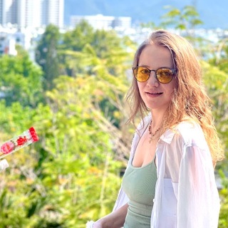 Логотип Polina Shapenkova