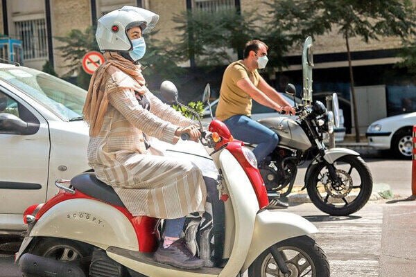 הודפס אב הטיפוס של "תעודת רכיבה על אופנוע נשים".