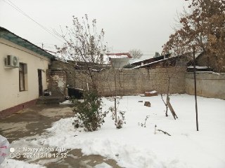Uy sotiladi olmazor tumani chuqyrsoyda 2.3 sotix