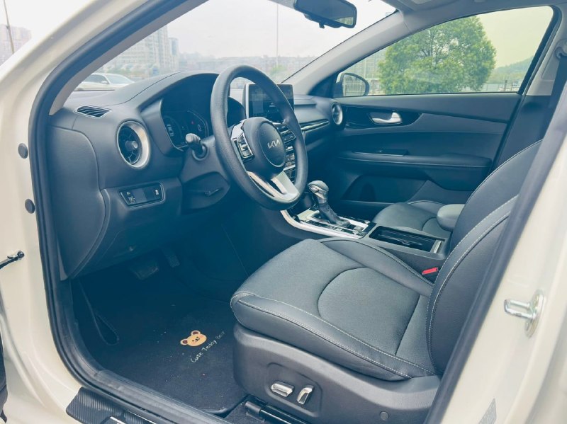 Kia K3 фото 4