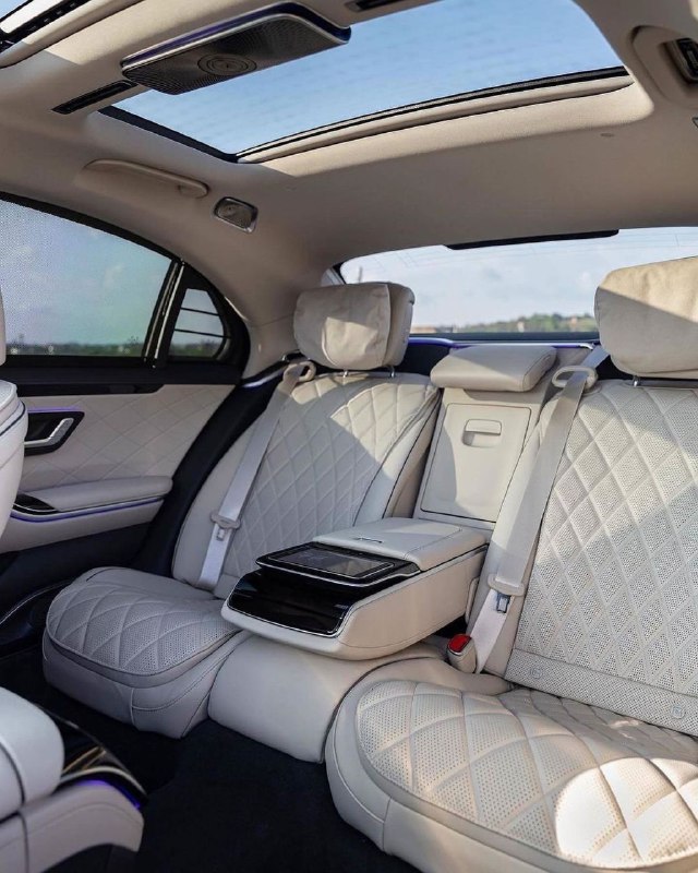 Mercedes benz s class (w223) Brabus B 550 5