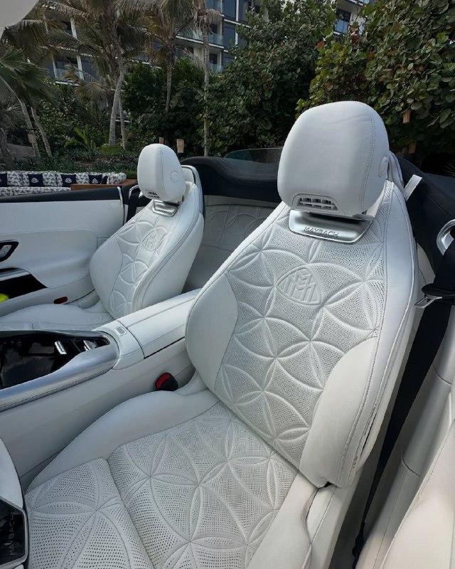 MAYBACH SL 680 Monogram Series V8 3