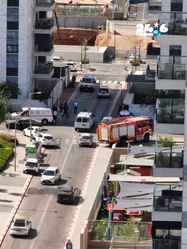 🇮🇱 ראשוני: חבלני משטרה פועלים בנהריה בחשד לחפץ חשוד שהונח על רכב בלב שכונת מגורים בעיר ועורר את חשד השכנים.