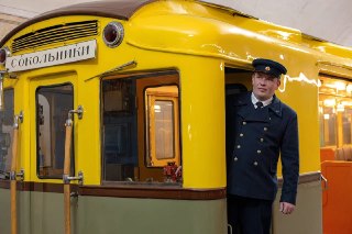 Лучшему в мире Московскому метро 91 год. В честь праздничка собрали немного циферок и занимательных фактов:— 306 станций и 16 линий с 1935 года. 920 км путей и звание самого протяжённого в Европе;— 48 станций Московского метрополитена признаны объектами ку