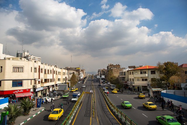 کانال خبر ویژه 💯: 🔺 کاهش دمای تهران از جمعهاداره کل هواشناسی استان تهران:🔹طی دو روز آینده ماندگاری توده هوای گرم روی استان تهران مورد انتظ