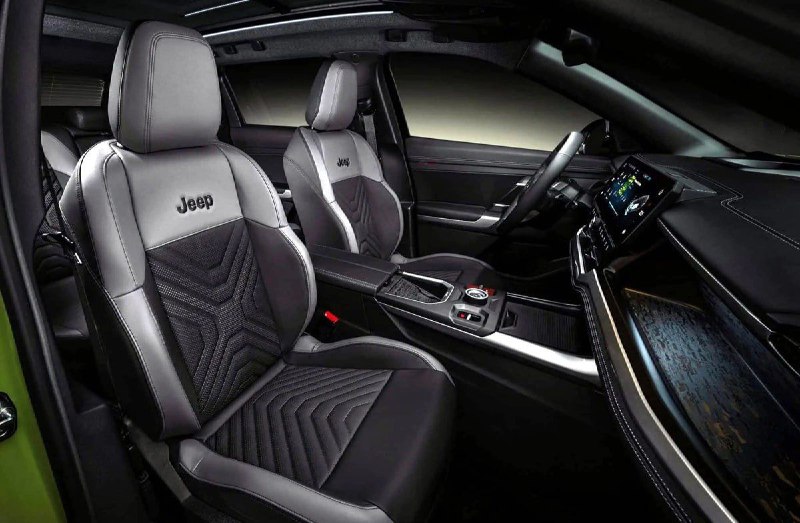 Раскрыта внешность и интерьер нового Jeep Compass 6