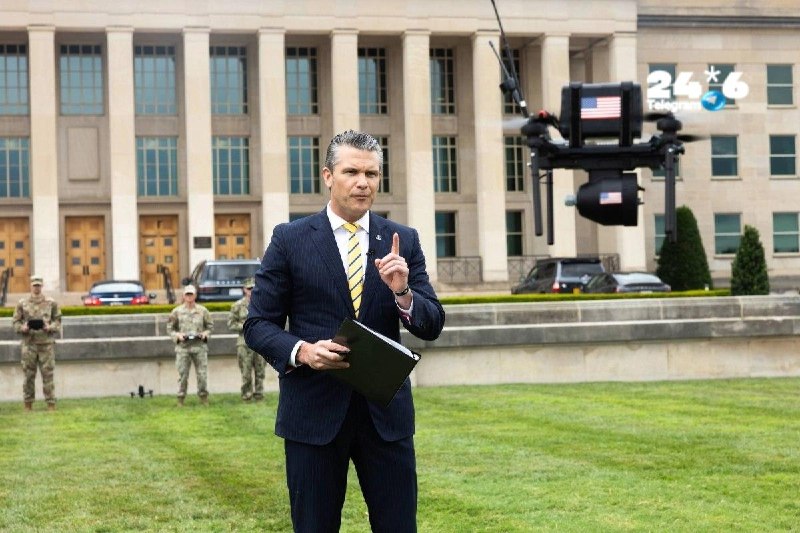 🇮🇱 The Pentagon will ask for 50 billion dollars for unmanned systems. The Pentagon will request an additional 50 billion dollars for mass production and the introduction of unmanned systems for the United States military, the head of the office, Pete Gast, stated. According to him, in 2026 the Pentagon intends to move from thousands of weapon units to hundreds of thousands of disposable attack systems, and later - to millions.