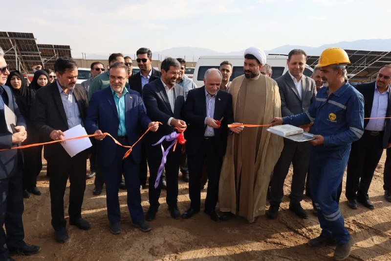 آخرین خبر همدان: 🔺نیروگاه خورشیدی ۹ مگاواتی ملایر با حضور وزیر دادگستری وارد مدار شد🔹نیروگاه ۹ مگاواتی انرژی خورشیدی با سرمایهگذاری ۶ هز