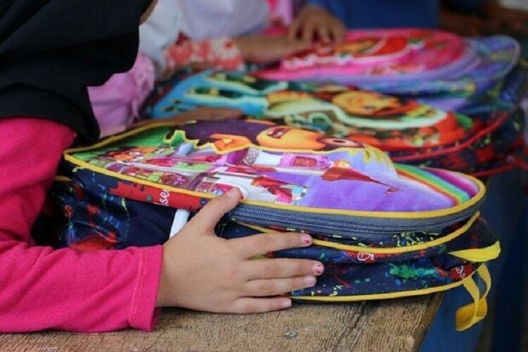 گیلانستان: 🔰برگزاری پویش «۲۰ هزار کوله،۲۰ هزار لبخند» در منطقه آزاد انزلیمدیر فرهنگی، اجتماعی و گردشگری سازمان منطقه آزاد انزلی از 