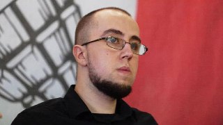 Суд в Москве оштрафовал координатора «Другой России Э. В. Лимонова» Михаила Акселя на 30 тысяч рублей по статье о дискредитации армии из-за репоста, в котором говорилось об акции нацболов. В 2023 году нацболы вывесили на здании Минобороы плакат с надписью 