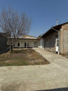 Nazarbek, Xarakatda 5 sotih hovli sotiladi