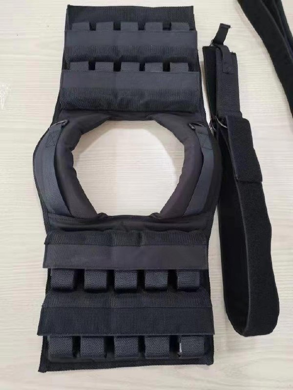 Жилет утяжелитель для спорта и фитнеса.