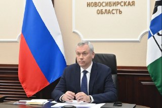 В Новосибирской области губернатор поручил чиновникам экономить топливоГубернатор Новосибирской области Андрей Травников поручил чиновникам сократить потребление топлива. Об этом он заявил на оперативном совещании в правительстве региона, сообщила его прес