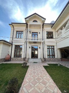 Срочно продаётся Евродом Яккасарай\ махалля Абдулла Кахара.