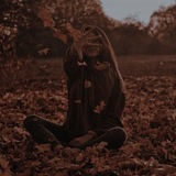 ᴀᴜᴛᴜᴍɴ ɢɪʀʟ🍁