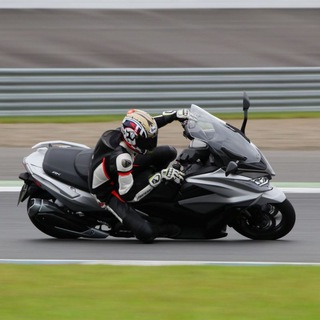 MOTO CLUB & FAN KYMCO AK 550 ITALIA