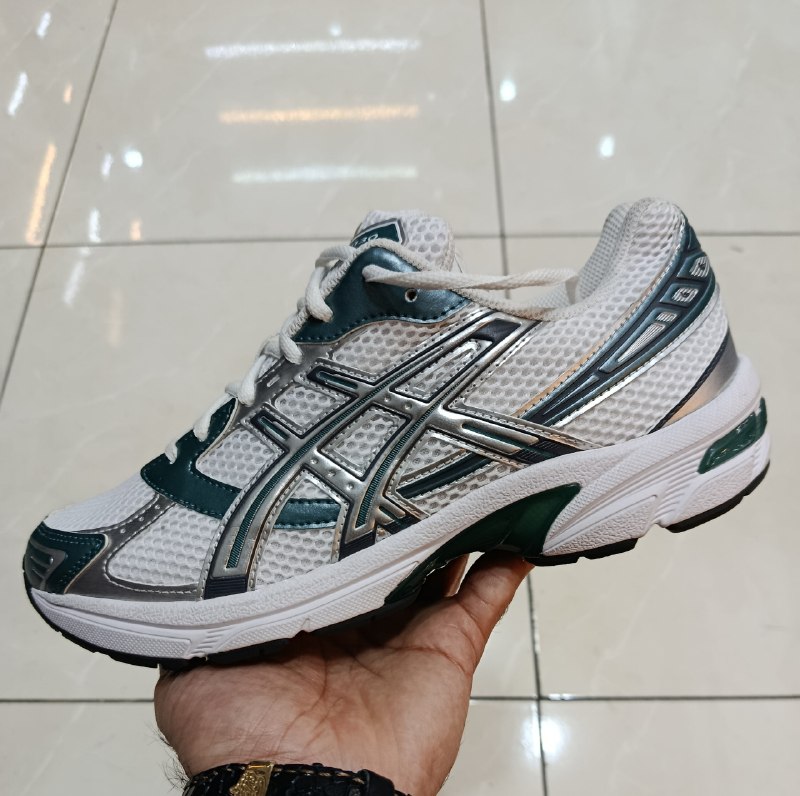 👟Eurosport👟: asics 1130💯💯 ORIGINALSIZE : 42/5CM : 27قیمت 16/800@ramaktajik لینک سفارش @katoni_tajik پیج اینستاگرام ☎️ 09192120058آدرس