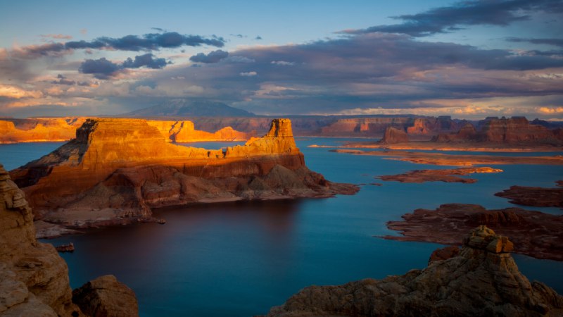 A point worth ponderingAlstrom Point, Lake Powell, Utah (© T.M. Schultze/TANDEM Stills + Motion)