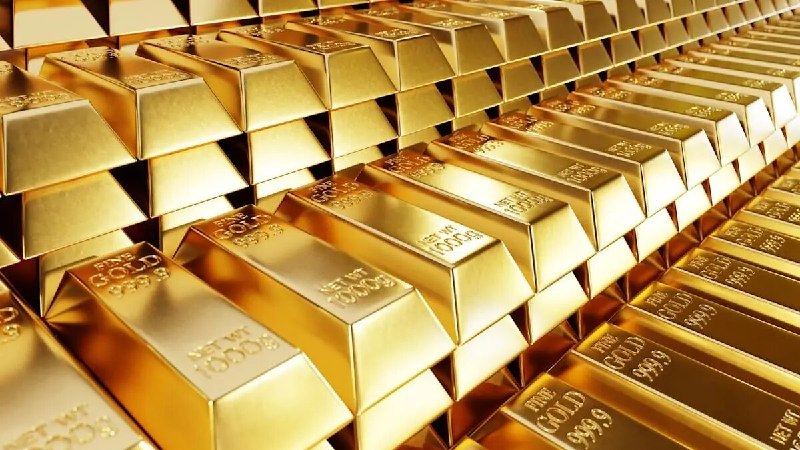 خبرگزاری خبرآنلاین: 💰 قیمت طلا در بازار جهانی | اول شهریورماه ۱۴۰۵▫️ اونس طلا در بازار جهانی به قیمت ۴ هزار و ۶۰۷ دلار رسیده است که بالاترین