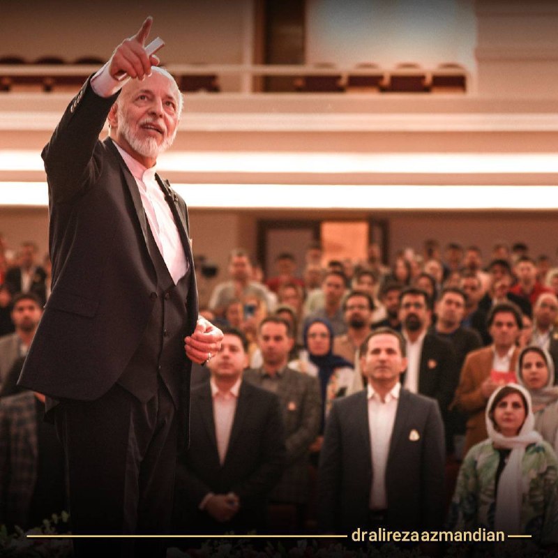 دکتر علیرضا آزمندیان: ⁉️پایان دوره نوبل شما به چه فردی تبدیل شدهاید؟✅ با تدریس و سخنرانی اعتبار خوبی بین علاقهمندانتان کسب کردهاید.✅ اگر ت