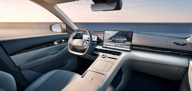 Geely представила систему искусственного интеллекта для автомобилейКомпания Geel