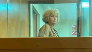 ⚡️ Судья вывел из дела одного из адвокатов Марии Бонцлер. Защита опасается, что следом удалят и второгоСудья Александр Марочкин по требованию гособвинителя отвел из дела Марии Бонцлер адвоката Илью Сидорова. Тот представляет московское подразделение Центра