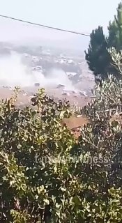 ️🇱🇧🇮🇱 צילומים נוספים מהתקיפה האווירית הישראלית על העיירה סרבין, דרום לבנון.