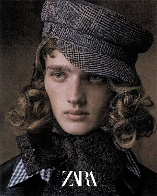 Szilvestzter Mako for ZaraSzilvestzter Mako for Zara