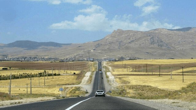 اخبار زنجان: افزایش اعتبار پروژه محور ابهر ـ قیدار به ۳۴۰ میلیارد تومان🔹️معاون مهندسی و ساخت اداره کل راه و شهرسازی استان زنجان: اعتب