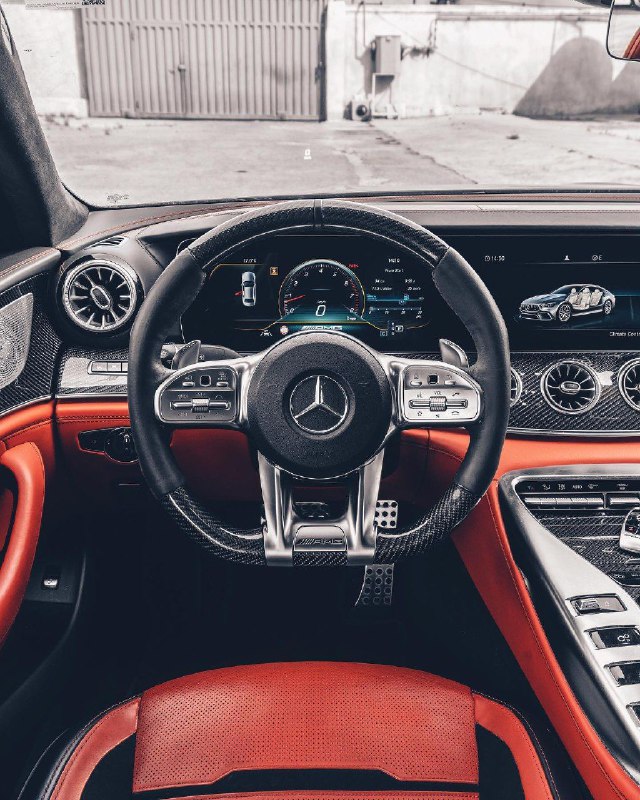 Mercedes-Benz AMG GT 63S 9