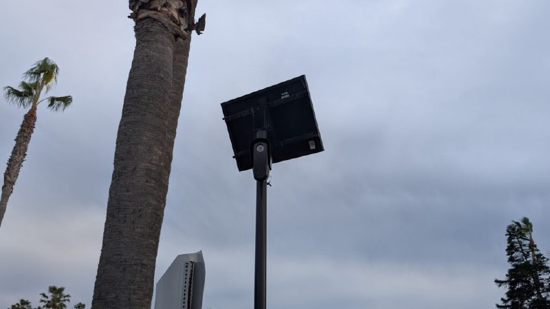 🚨 В Лос‑Анджелесе шок: крупнейшая американская полиция — LAPD — отказалась прод