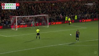 ארסנל הודחה מגביע קארבאו על ידי פליטווד פוקין טאון (מקום 18 בדרג הרביעי של הכדורגל האנגלי)