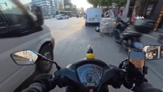 מכונית שנהגה איבד שליטה על ההגה יצאה משליטה במחוז קונאק שבאיזמיר. למרבה המזל, איש לא נהרג או נפצע באירוע בו…
