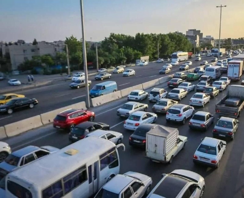 اخبار فوری تهران🔖: ترافیک در جاده کندوان نیمه سنگین است🔹 سرهنگ هادی عبادی رئیس پلیس راه مازندران با اشاره به وضعیت تردد در محورهای مواصلاتی