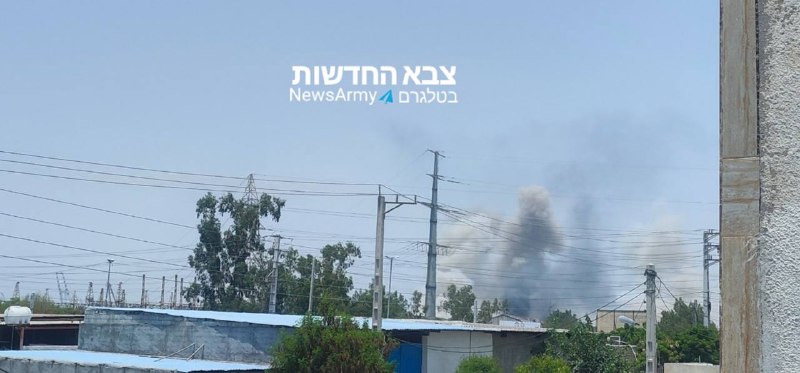 על פי סוכנות הידיעות האיראנית אירנא הותקפו 4 אתרים בבושהר.