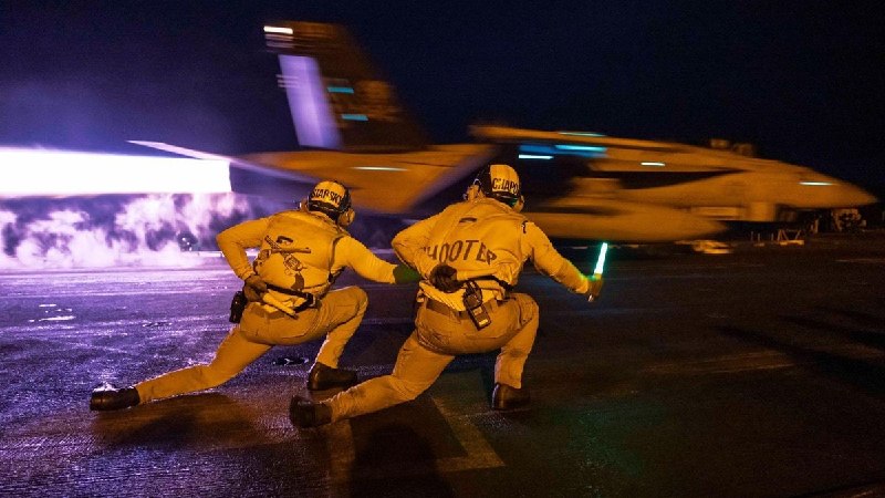 🇺🇸🇮🇷Centcom הודיעה כי כוחות אמריקאים שינו את המסלול של 59 ספינות מסחריות, השביתו 3 מהן ובדקו 2 אחרות כד…