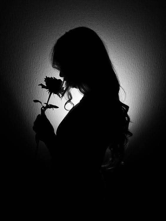 🌹مجله بانوان🌹: 🍁 @zan_taravatزنها...زخمهای زیادی برای نگفتن دارندزخمهایی که از چشمهایشان سر باز میکند؛و خوب دیدن،تنها تفاوت مردیست