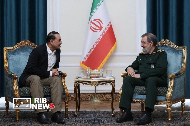کانال مشرق: 📣سرلشکر محسن رضایی: به آمریکا بیاعتمادیم و باید رفتارش را تغییر دهد🔸دبیر شورای عالی امنیت ملی در دیدار با فرمانده ارتش