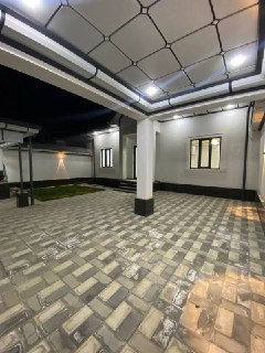Парвозда 2 та ховли 2.8 сотихдан