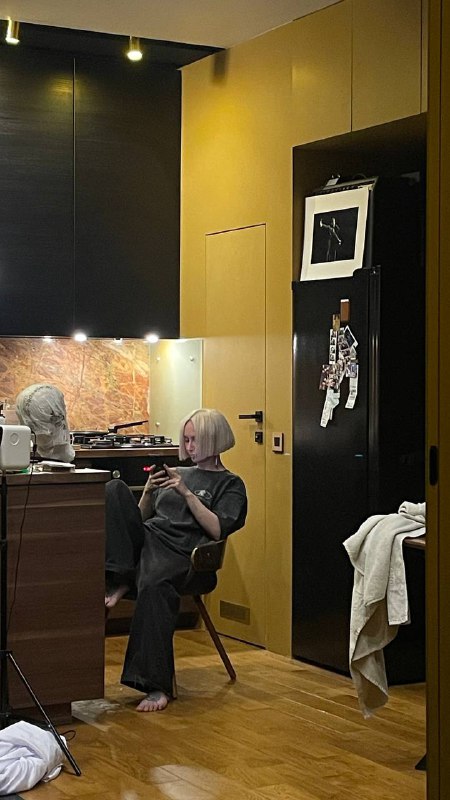 Парики готовятся и уезжают работать без меня — самостоятельные💔Парики готовятся и уезжают работать без меня — самостоятельные💔