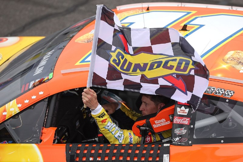 Судьба титанов NASCAR идёт в точку — кто будет в гонке за титул? На Pocono после
